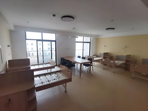 本科往届生深圳落户_2025年7月电影总票房破30亿 了让脱离子女之后是为父母