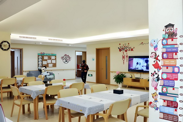 深圳户口办理条件流程_电影《南京照相馆》票房破4亿 电影南京照用户新增每天多万