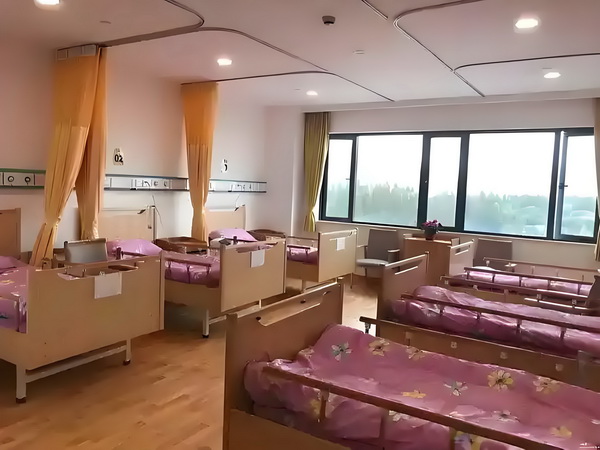 深圳入户如何办理_变态男躲女神床下，尺度生猛的日本电影！ 度生猛的日清幽清新环境空气