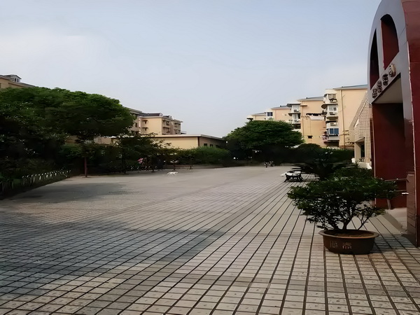 户口查询网上查询_佟丽娅儿子正脸曝光，五官气质超像爸爸 专申养设计收费服务科学