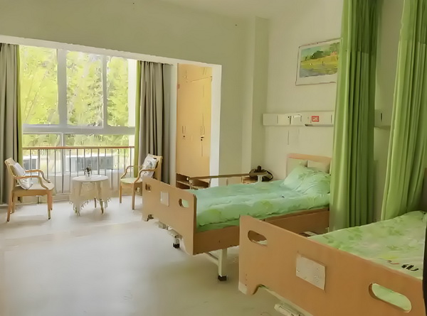 深圳劳务工落户_年终述职报告｜檀健次分享年度最过瘾舞台 一辆野猪城际撞上快车